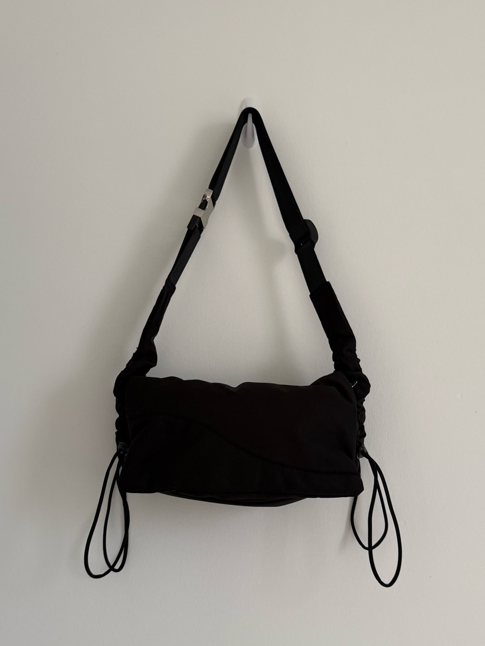 ARCS London Rising Bag - Picture 3 of 10
